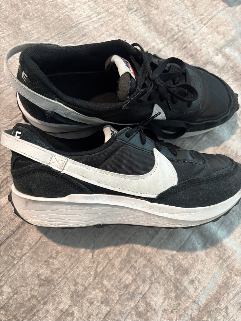 Nike Waffle Debut Mens 11 Shoes Black/White Sneaker Running Walking